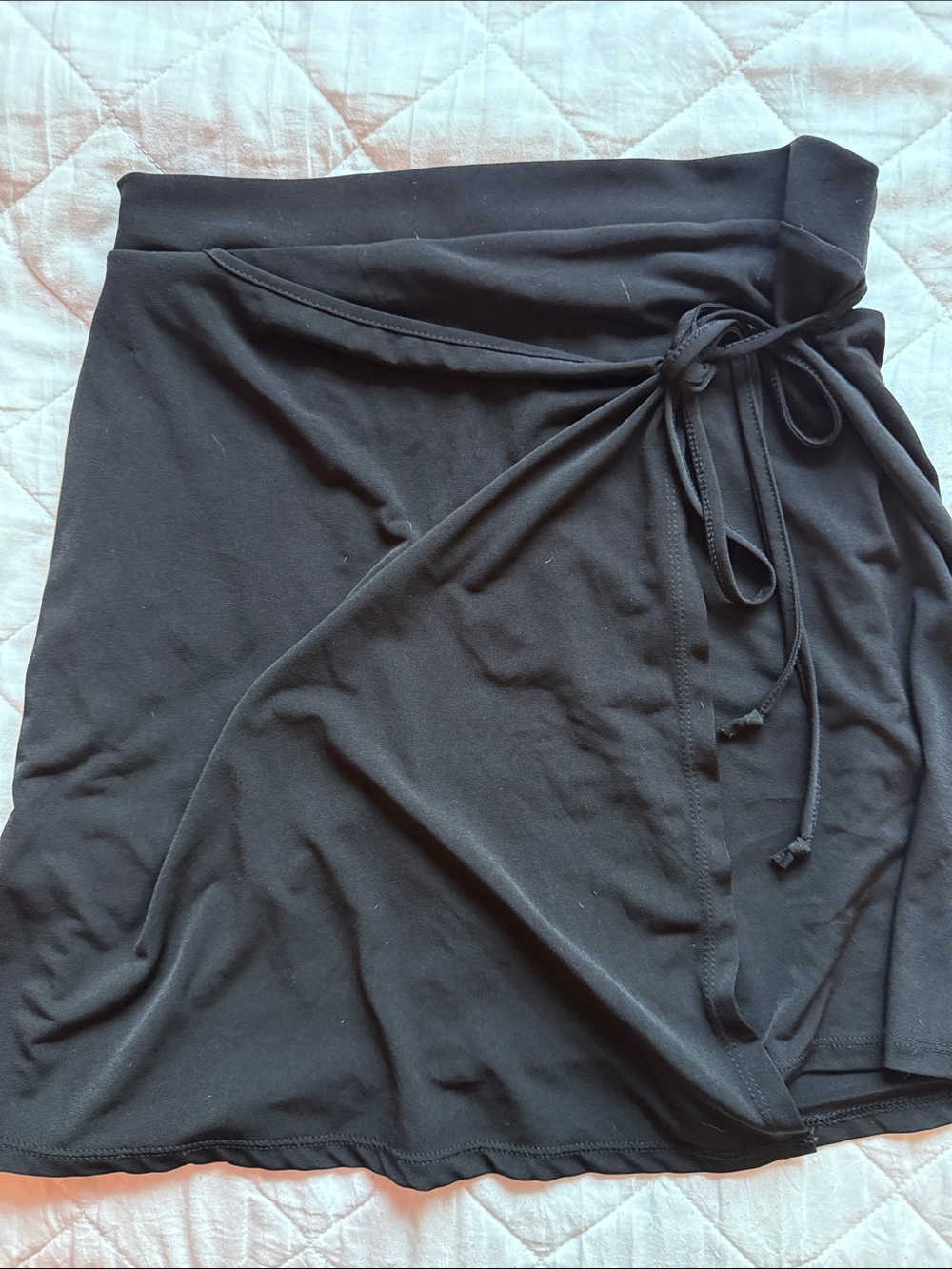 BCBGeneration Black Tie-Waist Skater Skirt